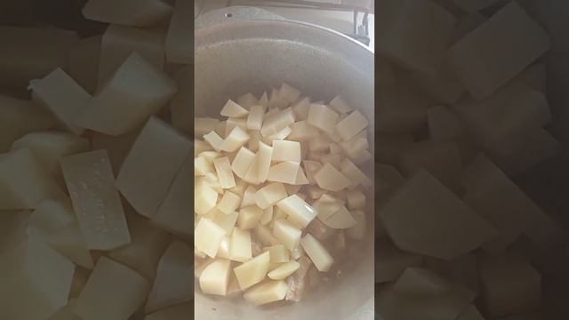 Филе куриное с картошкой и кабачком