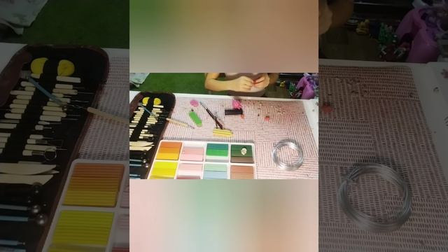 лепим Эми Роуз из пластилина