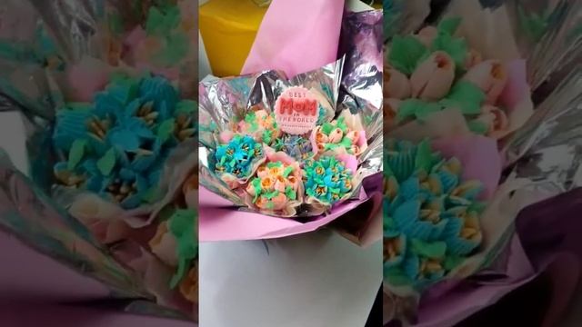 Mother's day flower cupcake bouquet 💐💞🌹✨#mothersday #happymothersday #flowercupcake #cupcakebouquet