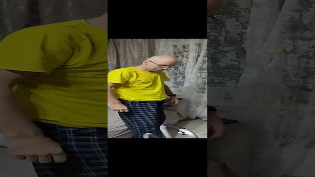 Встаю сегодня без ходунков.