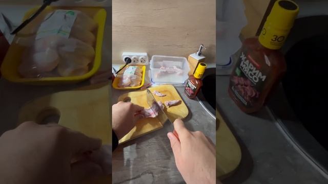 Готовлю крылышки без пальчиков👍 Маринад 30 мин! Попробуй и ты!