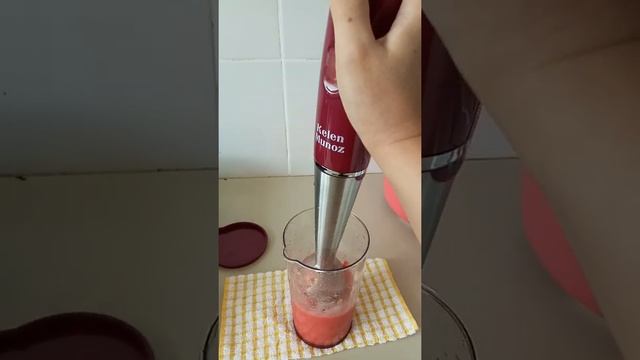 Kelen Munoz hand blender