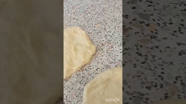 1.109.Печем хлебные лепешки на кефире.