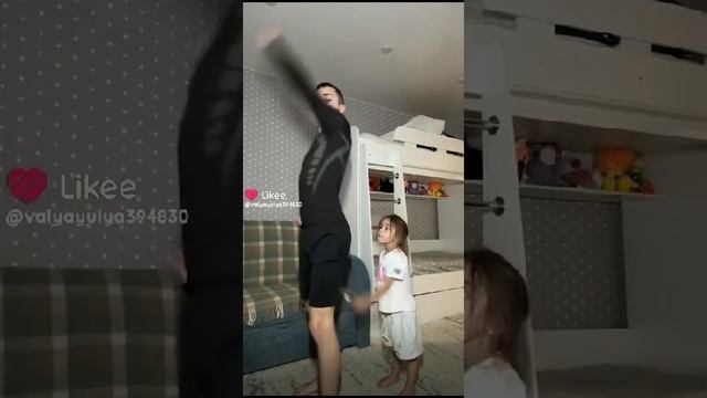 1000005690.mp4