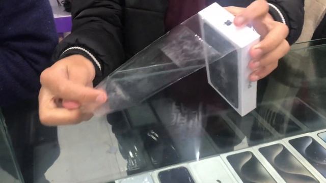 IPHONE 📱 BOX 📦 PACK LE LIYA | | SHOPPING 🛍 KI OR PUNJABI BOL DI | | EPISODE:34