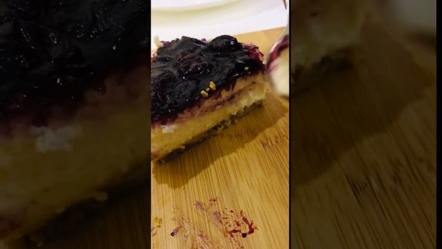 Blueberry cheesecake (eating ASMR) | #satisfying #asmr #dessert #viral #shorts