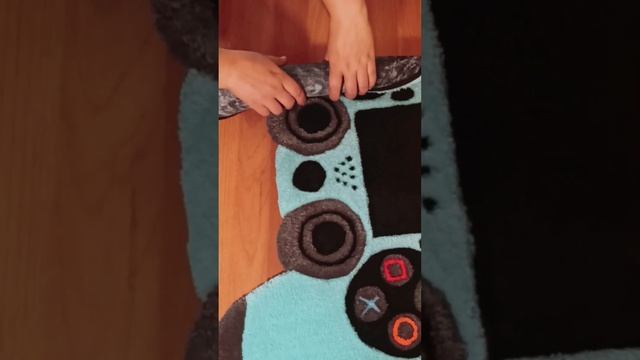 УПАКОВКА КОВРА ДЛЯ БЛОГЕРА #коврыназаказ #shorts #tufting #тафтинг #тафтинговыековры