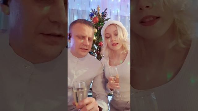 Сидим с бобром за столом (1 января 2025).mp4