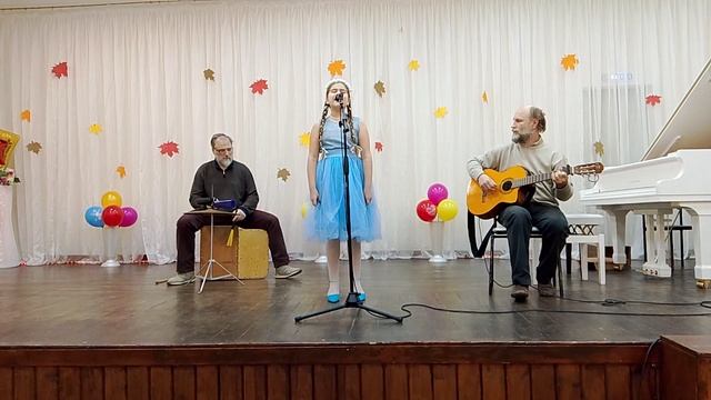 Пелагея🌺8 лет☀️🕊️,,Наши Мамы самые красивые,,муз.и 🎸Завацкий В.В🎶,сл.М.Пляцковский✍️