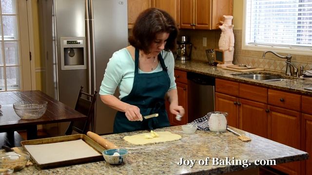 Cinnamon Roll Scones Recipe Demonstration - Joyofbaking.com