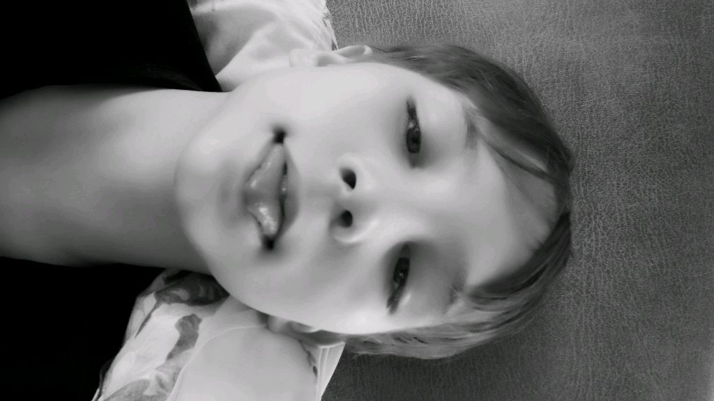 👅👅👅