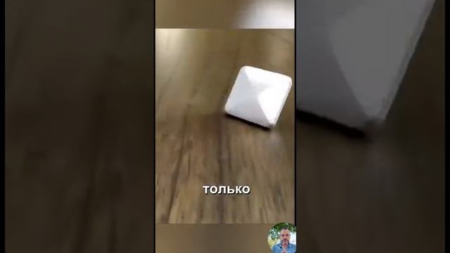 Эта фигурка ломает физику