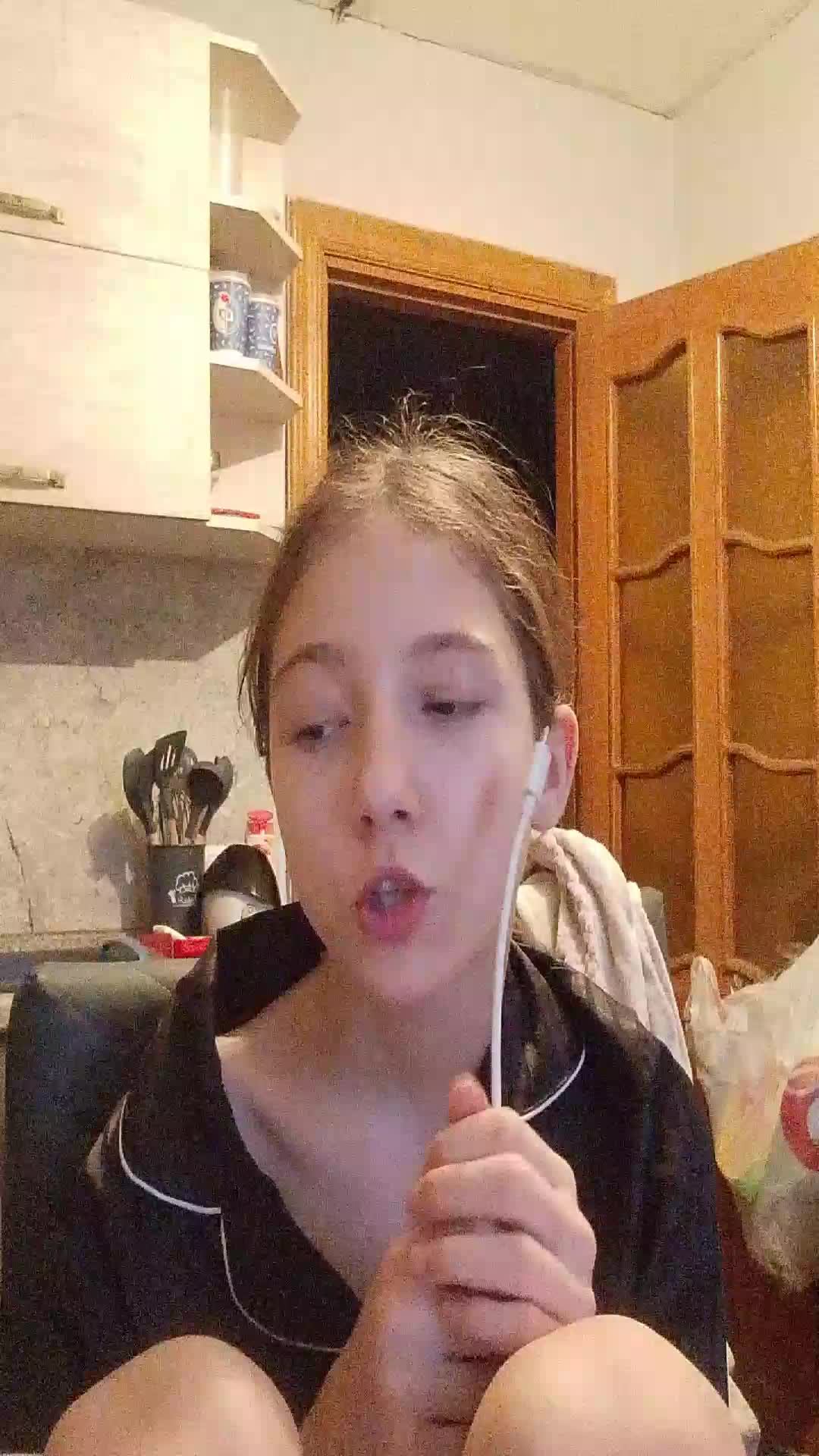 отвечаю на вопросы