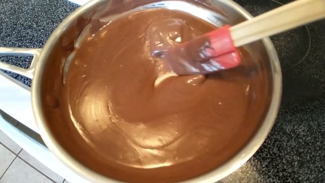 Chocolate Ganache with Hershey's Cocoa Powder | Chocolate Ganache Frosting Recipe