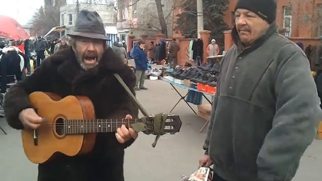 Мариупольские бомжи на центральном рынке