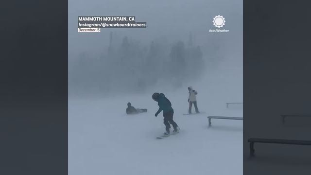 Снежный шторм на горе Маммот (Калифорния, США, 15.12.2024).