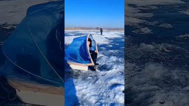 Индивидуальная зимняя палатка.Как считаете  может быть в ней рыбалка?