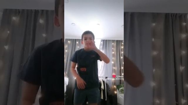 Like_7456749949380155881.mp4