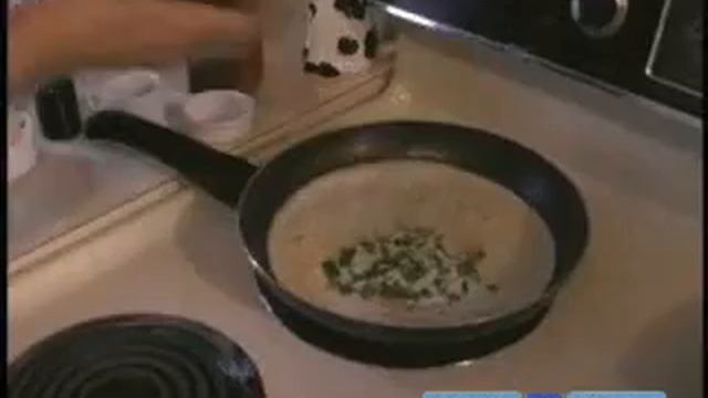 How to Add Sauce to Your Crab Cakes