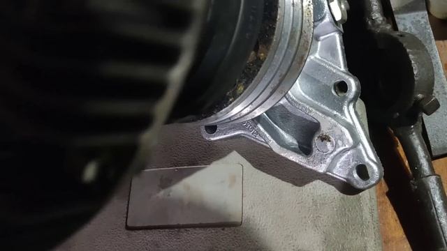 занимаюсь плюшевой ерундой, ляпаю на обычный привод ямз236 виско муфту от камаза  🤣