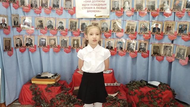 Анна Ахматова "Мужество"