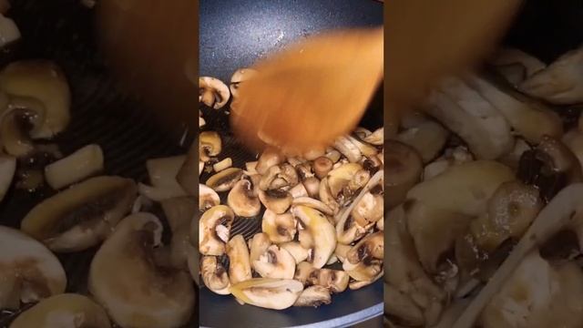 РИЗОТТО С ГРИБАМИ🍄#shorts #ризотто #грибы #рецепт #вкусно