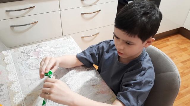 Шарик из змейки