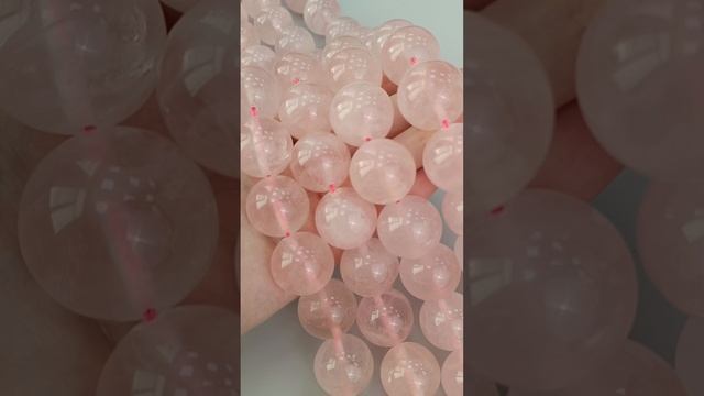 Бусины "Шар" Кварц розовый 20мм, 40см. бусин в нити - 18шт. Цена - 4 250 ₽ На сайте : stones-shop.ru