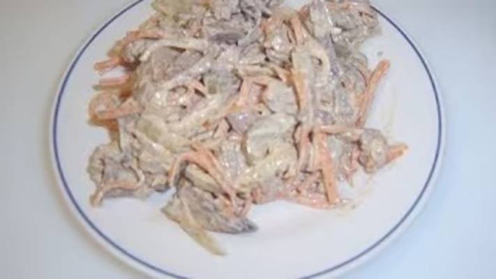 Салат из куриной печени