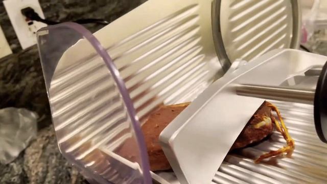 Basturma, how to properly cut this meat