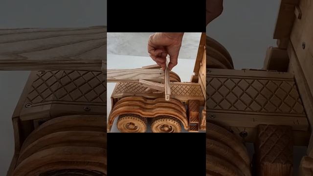 Модель авто из дерева