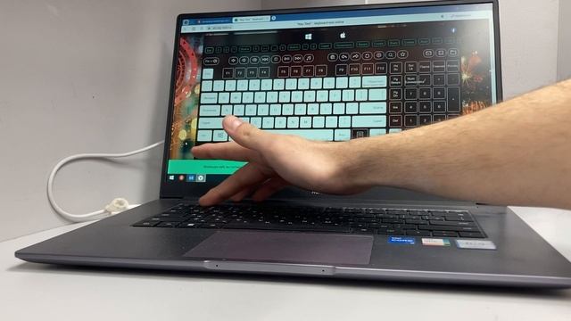 Обзор на ноутбук Huawei BoDE-WFH9