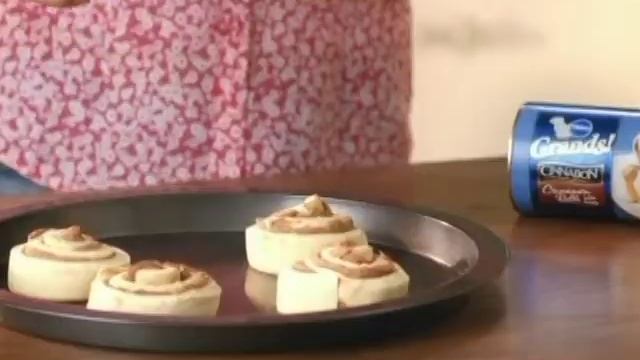 Pillsbury ad; Sweet Moments and cinnamon rolls February 2011