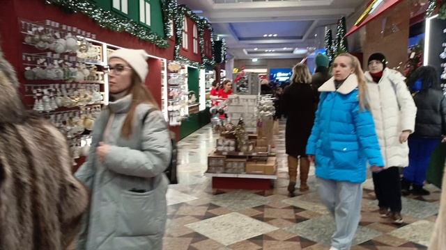 город Москва - Центральный детский магазин, красивое новогоднее оформление...