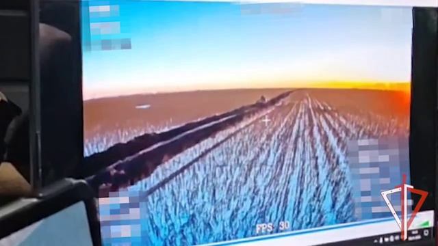 🔥 Спецназ Росгвардии сжигает вражескую технику в Курской области

☝Операторы БПЛА Росгвардии уничто