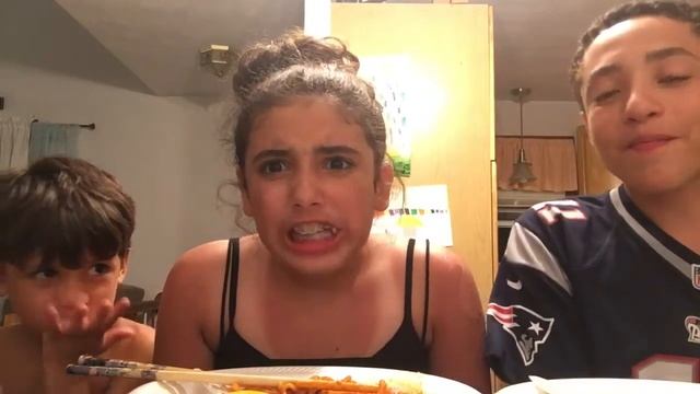 SPICY NOODLES CHALLENGE (VERY HOT) Feat. My Fam