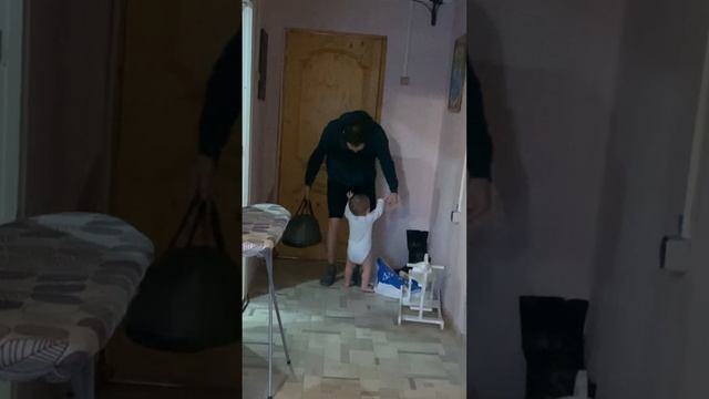 Когда ты папин  сын👶