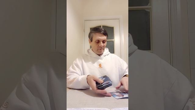 ВЫЙДЯ ИЗ ОТНОШЕНИЙ С ВАМИ,ЧТО ОН ПОТЕРЯЛ?!