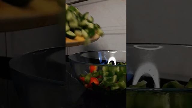 свееееежий салатик (рецепт в комментах) общаемся в тгг @vkusnaya_ideam