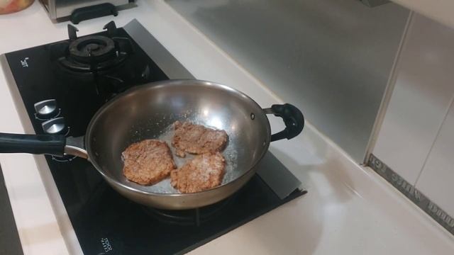 How to Cook PORK CHOP with WHITE ONION and KETCHUP / PORK CHOP RECIPE