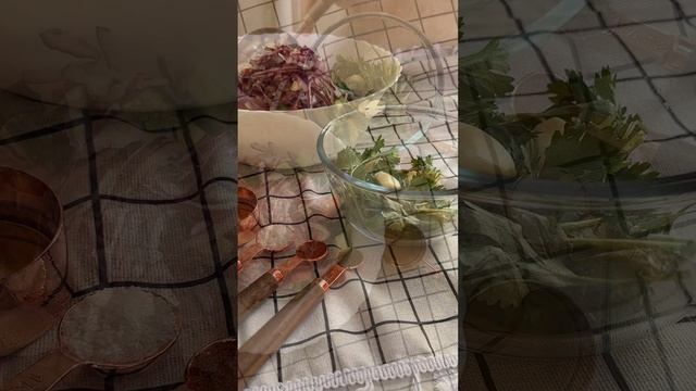 Вкусный Салат с грецкими орехами 🥗 #shorts  #кухня #еда #вкусно #салат