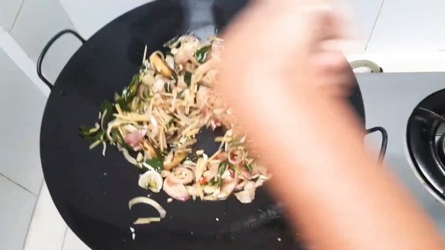 Ikan bawal emas Restaurant style(golden pomfret ketchup)