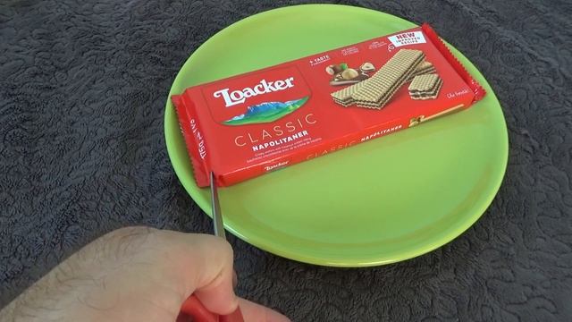 Loacker Napolitaner Crispy Wafers Natural 175 g Unboxing and Test