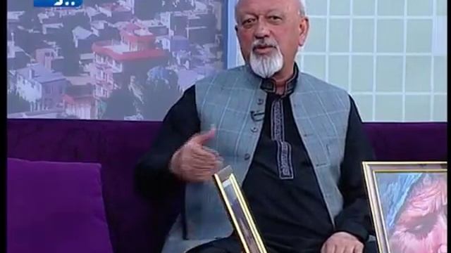 حرفهای ناگفته ای درمورد زندگی وچگونگی مرگ احمدظاهر هنرمند پرآوازه افغان.mp4