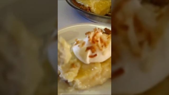 COCONUT 🥥 CREAM PIE 😋 So YUMMY 😍 #shorts #short #recipe #food