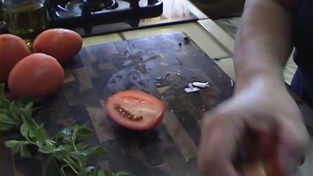 TOMATO SALAD WITH OREGANO (Insalata di Pomodoro e Oregano)