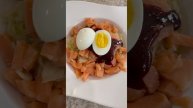 Spicy Salmon Poke with Noodle #shorts