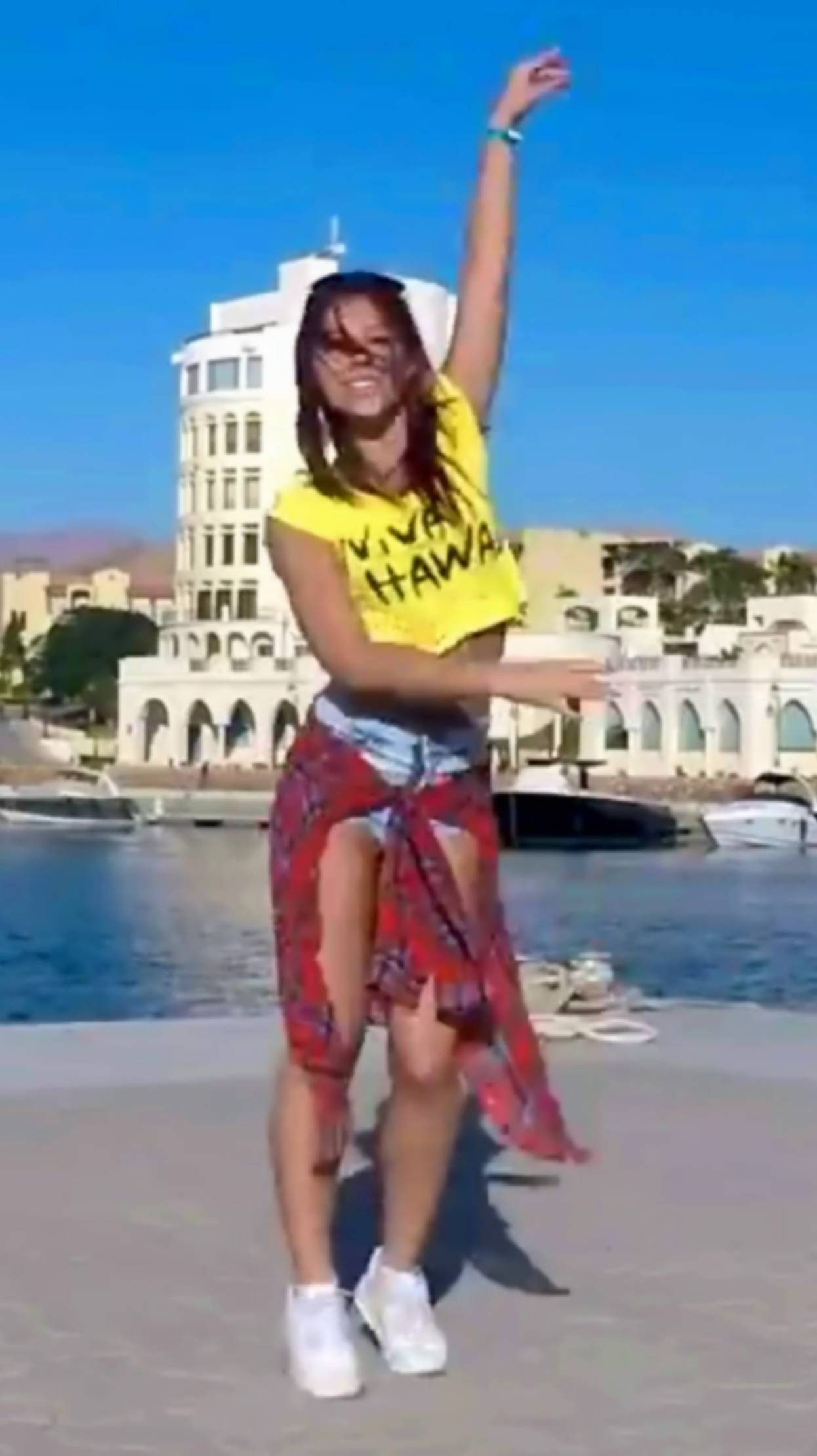 Alvaro Soler - Sofia #shorts #ladydance #openair