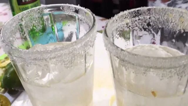 Fresh lemonade (no alcohol) summer request  #boostchannel #subscribe #youtubechannel