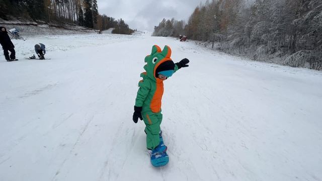Юный сноубордист.1